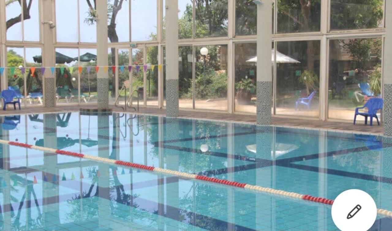 Caesarea Inn المظهر الخارجي الصورة